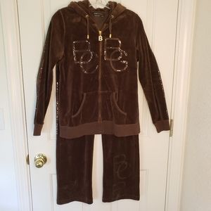 🐞 BCBG Velor Sweat Suit Size M